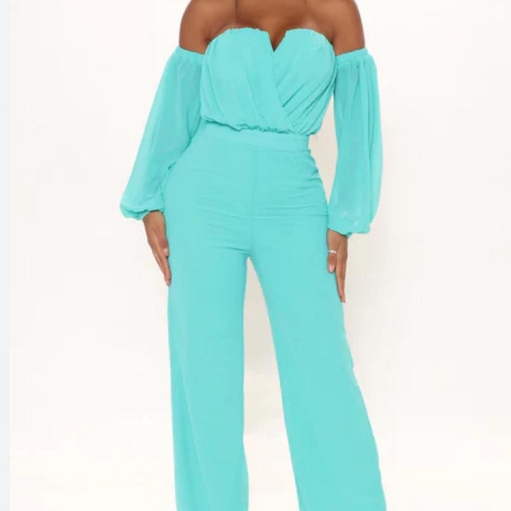 Fashion nova jumpsuit